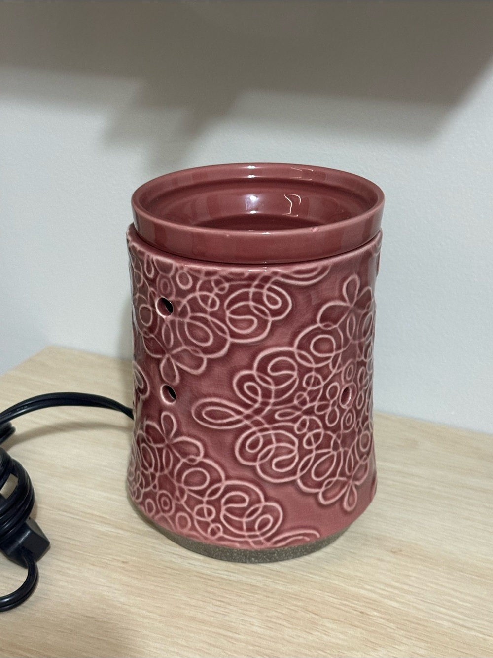 Scentsy Ceramic Electric Wax Warmer Dusty Rose new without a box